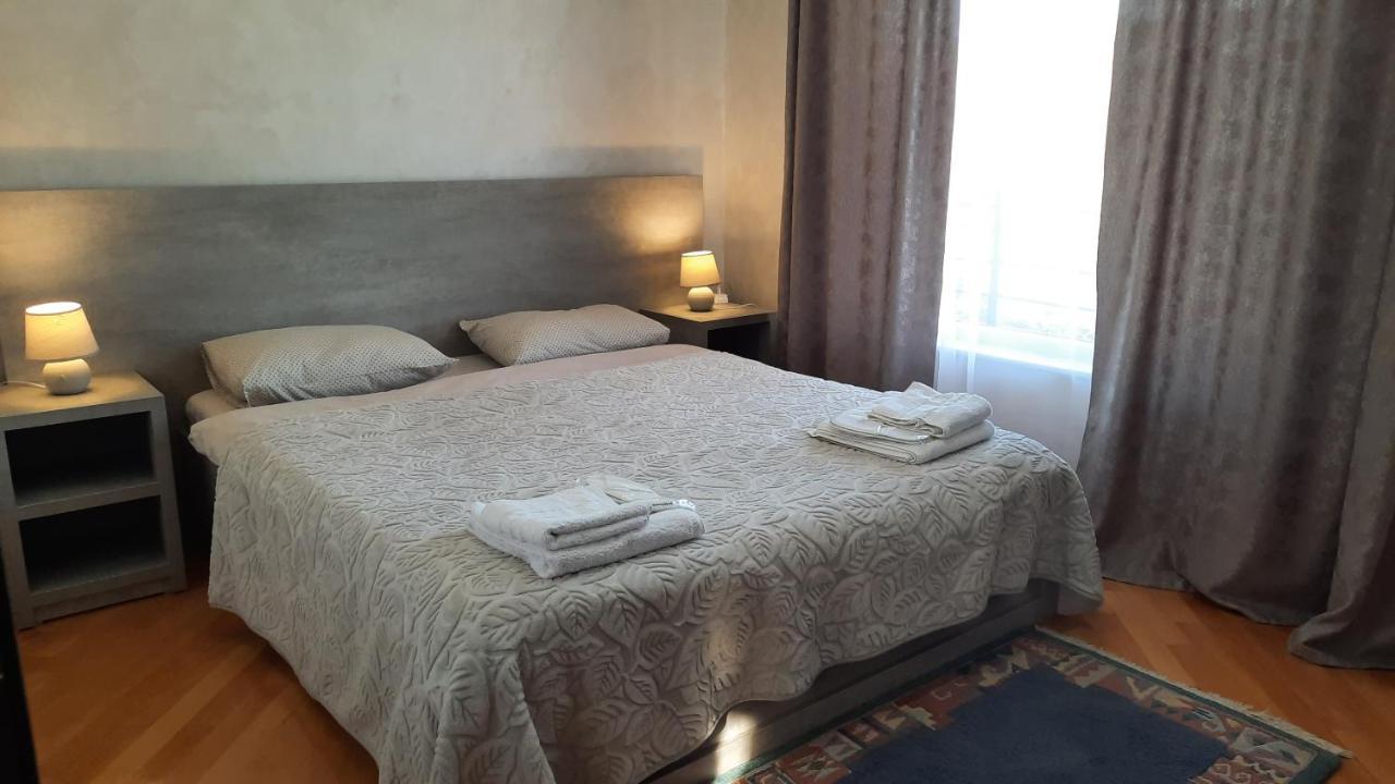 Makos Guest House Kutaisi Exterior photo